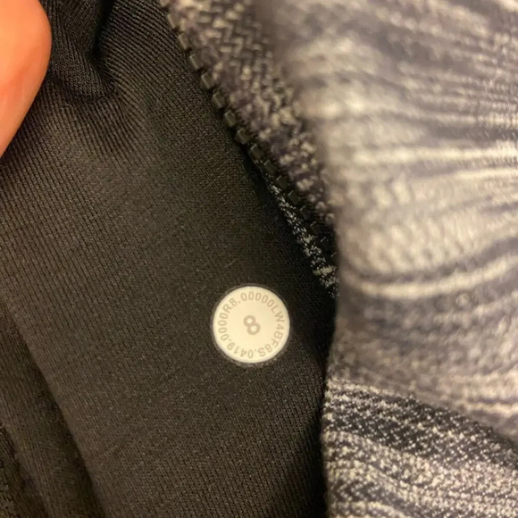 Lululemon Hooded Define Jacket Nulu Heathered Black & White Size 8 - Picture 8 of 9